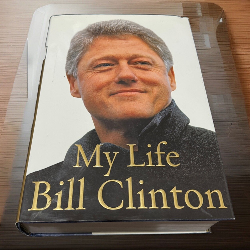 RARE ERROR – MY LIFE PRESIDENT BILL CLINTON 1st Ed. 1st Print HCDJ W/MISPRINT