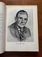 Men of Achievement in Texas by Garland A. Smith, Editor 1972 hardcover 432 pages