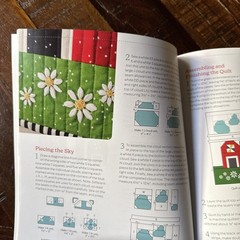 Make It Mini : 13 Small Quilts With a Splash of Embroidery, Paperback by Mccu…