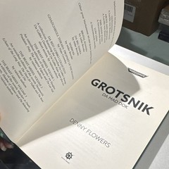 Warhammer 40,000 Grotsnik: Da Mad Dok Hardcover 2025 by Denny Flowers