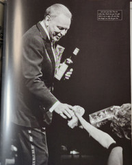 SINATRA The 20th Century’s Greatest Vocalist 360 Pages + Many Photos of His Life