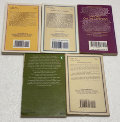 40 Georges Simenon Books Mostly Maigret with 8 in French / Paperback / 1 Dupe