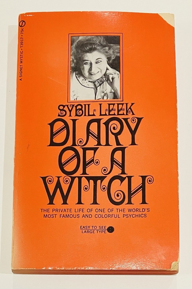 „Diary of a Witch” 1969 5th Printing Sybil Leek Signet Paperback, Very Rare HTF