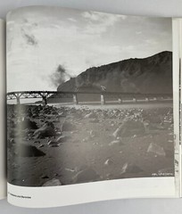 Railroad Signatures across the Pacific Northwest, Carlos A. Schwantes, 1993,HCDJ