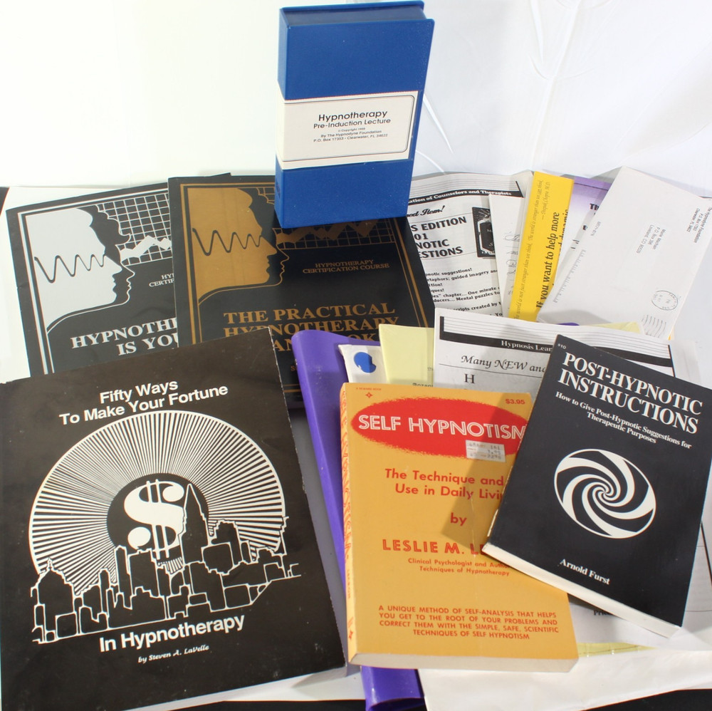 Lot Of Vintage 90s Hypnotherapy Hypnosis Hypnotism Books VHS Classes for Profit