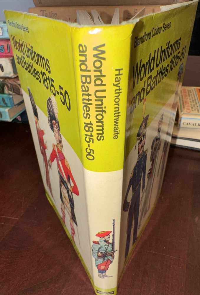 Vintage 1976 World Uniforms & Battles 1815-50 First Edition – Illustrated