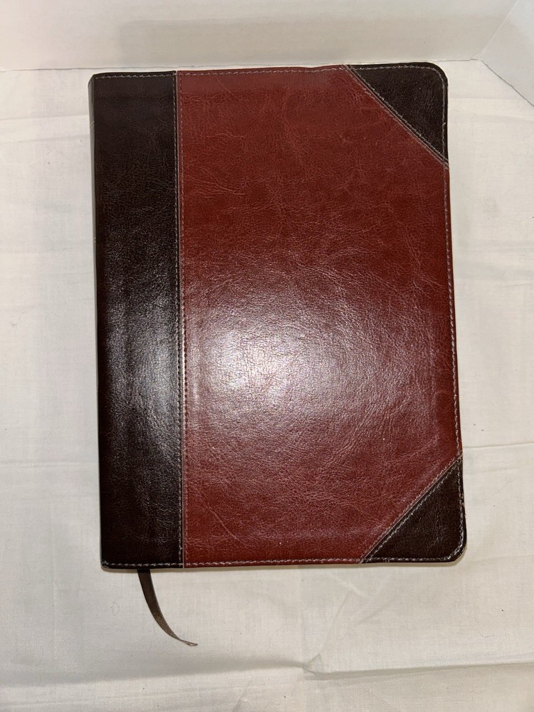 ESV John MacArthur Study Bible-Genuine Leather-Crossway-2011