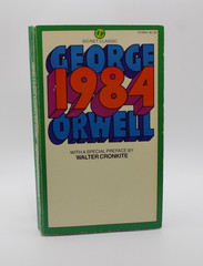 Lot of 3 vintage George Orwell Books 1984 & Animal Farm & Wigan Signet Classic