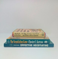Business Negotiating Books Lot – Karrass Getting to Yes Five Rings