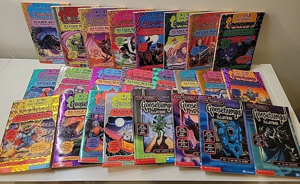 GIVE YOURSELF GOOSEBUMPS 26 books R.L. Stine Scholastic 1990s-2000s