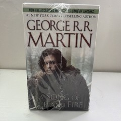 A SONG OF ICE AND FIRE George R. R. Martin – A Game of Thrones 5-Book Box Set