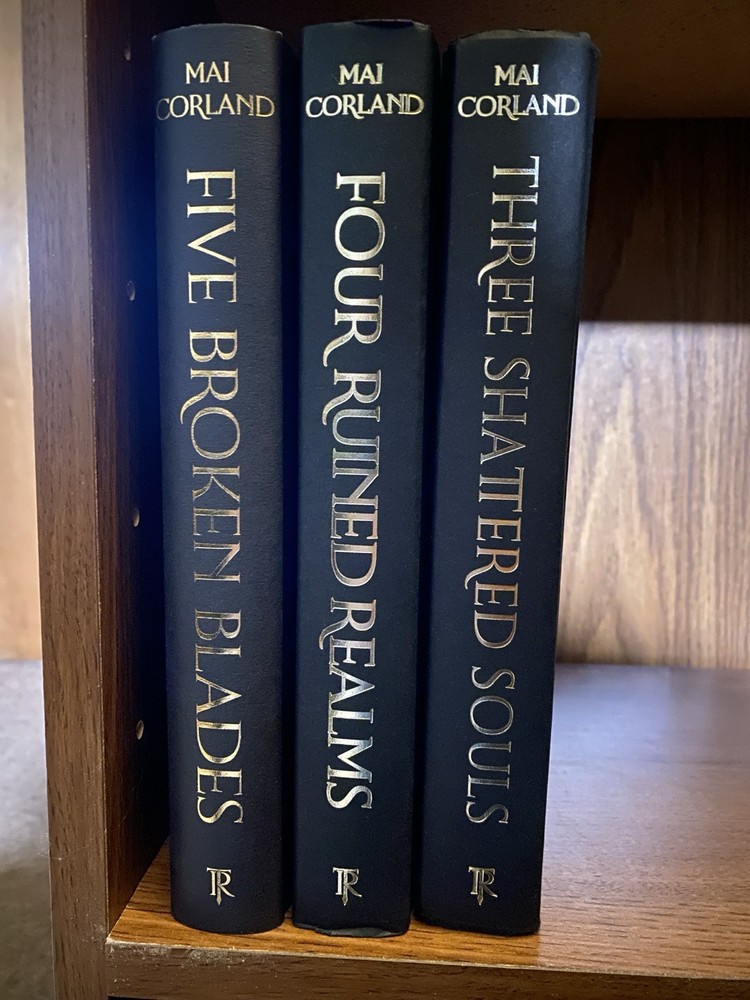 Broken Blades Deluxe Hardcover Set Mai Corland Sprayed Edges No Dust Jackets