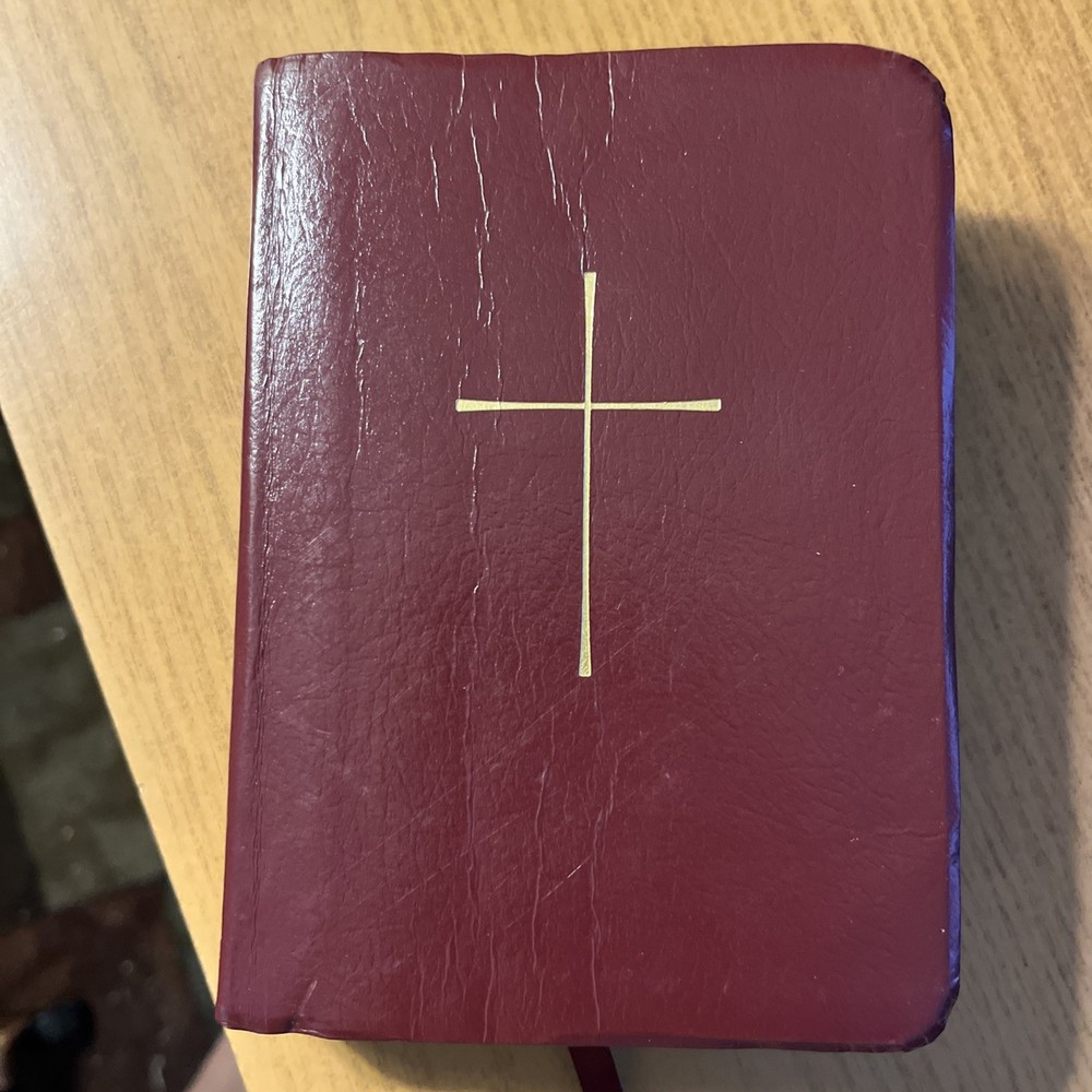 1979 Book of Common Prayer, Economy Edition: Burgundy: CLEAN