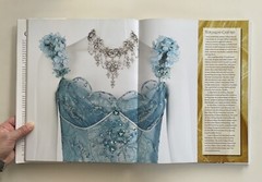 Disney Editions Deluxe Ser.: The Art of Disney Costuming : Heroes, Villains, and