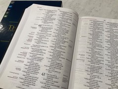 NIV Thompson Chain Reference Bible 2022 Large Print Black Bonded Leather