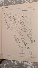 NEW IDEA 768 THREE ROW WIDE & NARROW CROP HEAD Operator’s Manual, PB, 40 Pages