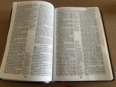 KJV Comfort Print Reference Giant Print Bible Burgundy Bonded Leather Red Ltr