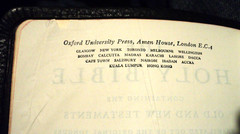 AKJV OXFORD Holy Bible: 4 5/8″ x 6 1/4″ India Paper: Oxford Binding: No Date