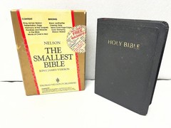 Holy Bible – The Smallest Bible Thomas Nelson 103 Black Leatherflex, gold pages