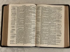 The New Chain Reference Bible Thompson 4th Improved Edition B B Kirkbride 1964