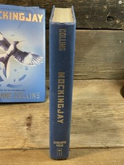 The Hunger Games Mockingjay Suzanne Collins 2010 HCDJ First Edition 1st Print VG