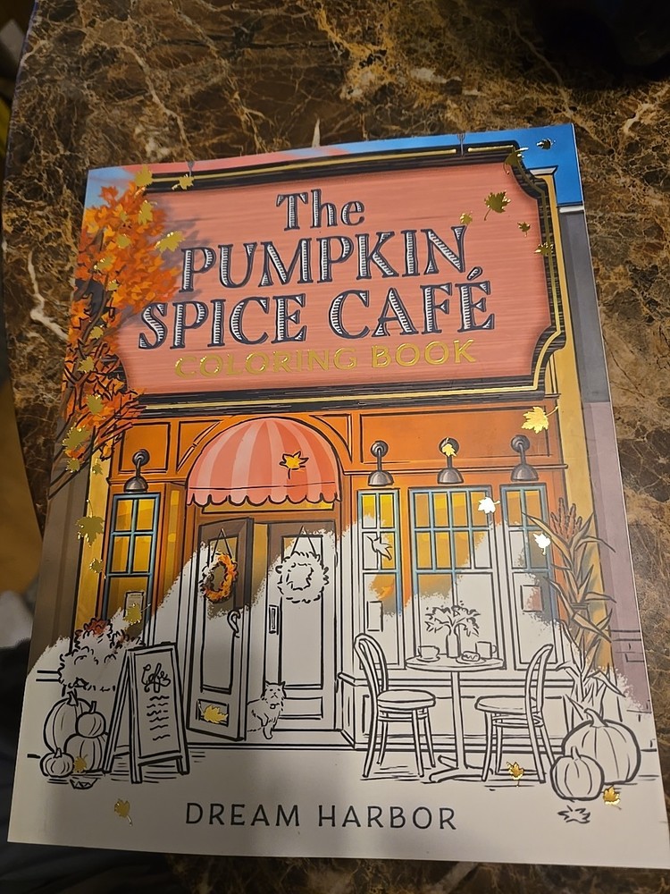The Pumpkin Spice Cafe Coloring Book – (Dream Harbor) by Laurie Gilmore (Pape…