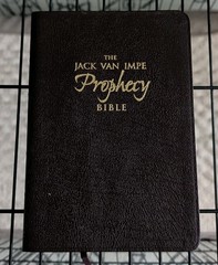 The Jack Van Impe Prophecy Bible-KJV Red Letter Special Limited Edition