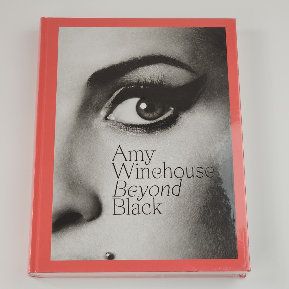 Amy Winehouse Beyond Black Biography Art Book Photographs Music Coffee Table New