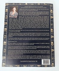 The Holistic Guide to Wellness by Nicole Apelian English Paperback Book