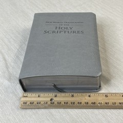 2013 New World Translation Of The Holy Scriptures – Watch Tower Bible Society