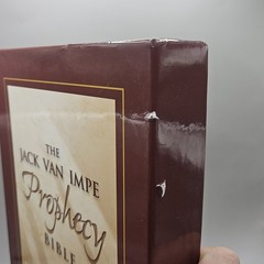 The Jack Van Impe Prophecy Bible: New Third Edition King James Version Leather