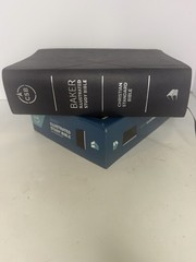 CSB Baker Illustrated Study Bible (2018 – Navy Diamond Design/LeatherTouch)
