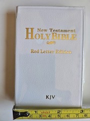 White Leather Pocket Bible New Testament Faux Leather Holy Bible 2 per Set