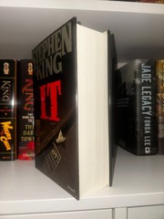 Stephen King It Viking Penguin 1986 Hardcover w/ Dust Jacket Horror Novel