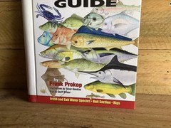 AUSTRALIA FISHING FISH GUIDE AFN BOOK WATER RESISTANT PAGES