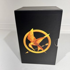 The Hunger Games Trilogy Boxset Suzanne Collins Paperback 3 Book Set Scholastic