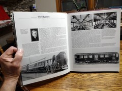Underground Movement Paul Moss FCSD 2000 Capital Transport 224 pages Tons Illust