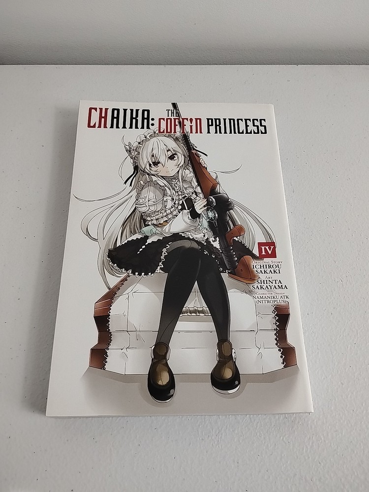 Chaika: The Coffin Princess, Volume 4 by Ichirou Sakaki [Paperback, 160 pages]