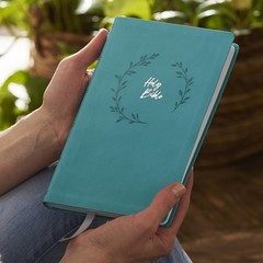 KJV Holy Bible: Value Ultra Thinline, Teal Leathersoft, Red Letter, Comfort…