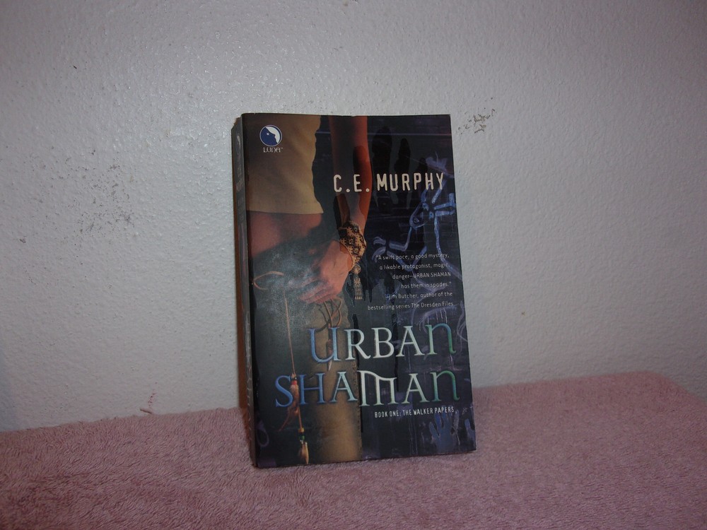 Urban Shaman by C. E. Murphy (2009, Paperback)