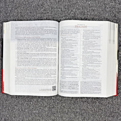 The Jeremiah Study Bible by Dr. David Jeremiah NKJV 2013 HC/DJ