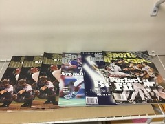 Lot of 6 – 1998 Sports Illustrated Magazines – Yankees 2 / Flutie / McGwire 3