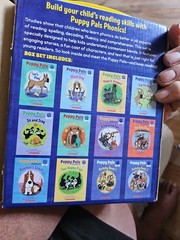 SCHOLASTIC Puppy Pals Phonics Box
