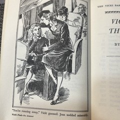 Vicki Finds the Answer Hardcover Book Helen Wells Flight Stewardess Series 1947