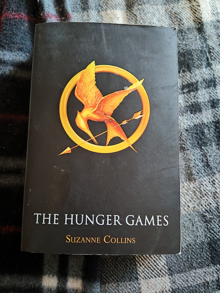 The Hunger Games (Book 1) – Paperback By Suzanne Collins , As New, Collectible