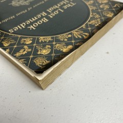 The Lost Book of Herbal Remedies by Davis & Apelian 2020 Paperback