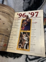 NBA Basketball Lindy’s Glory Bound Pro 50th ’96-’97 Michael Jordan Magazine Book
