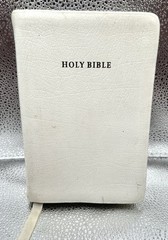 Cambridge KJV Cum Privilegio, White French Morocco Leather. Brevier Text Edition