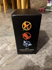 Trilogy Boxed Set – Catching Fire – Mockingjay by Suzanne Collins (2013,…