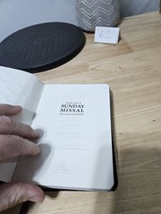 Vatican II Sunday Missal Millennium Edition Leatherette Catholic Prayer 2001